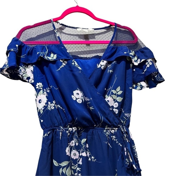 Francesca’s Miami Blue and White Floral Ruffle Dress in Size XS - Picture 3 of 10